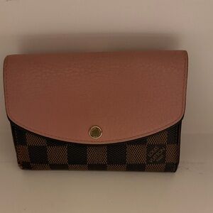 Louis Vuitton Normandy Damier with pink Wallet